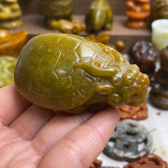 蛇纹石玉未镶嵌颈饰80