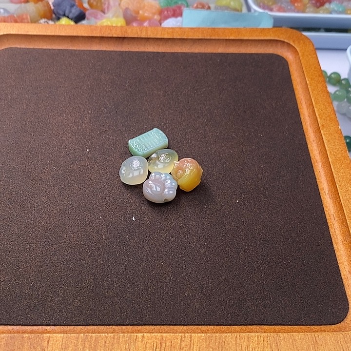 玛瑙/玉髓雕刻件未镶嵌用****8