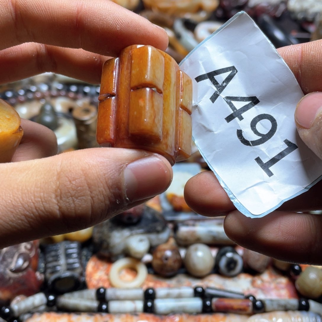 和田玉（糖玉）挂件未镶嵌