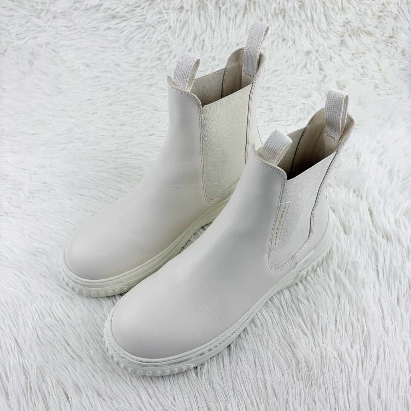 99新 DIOR/迪奥 白色皮革短靴38码 咩