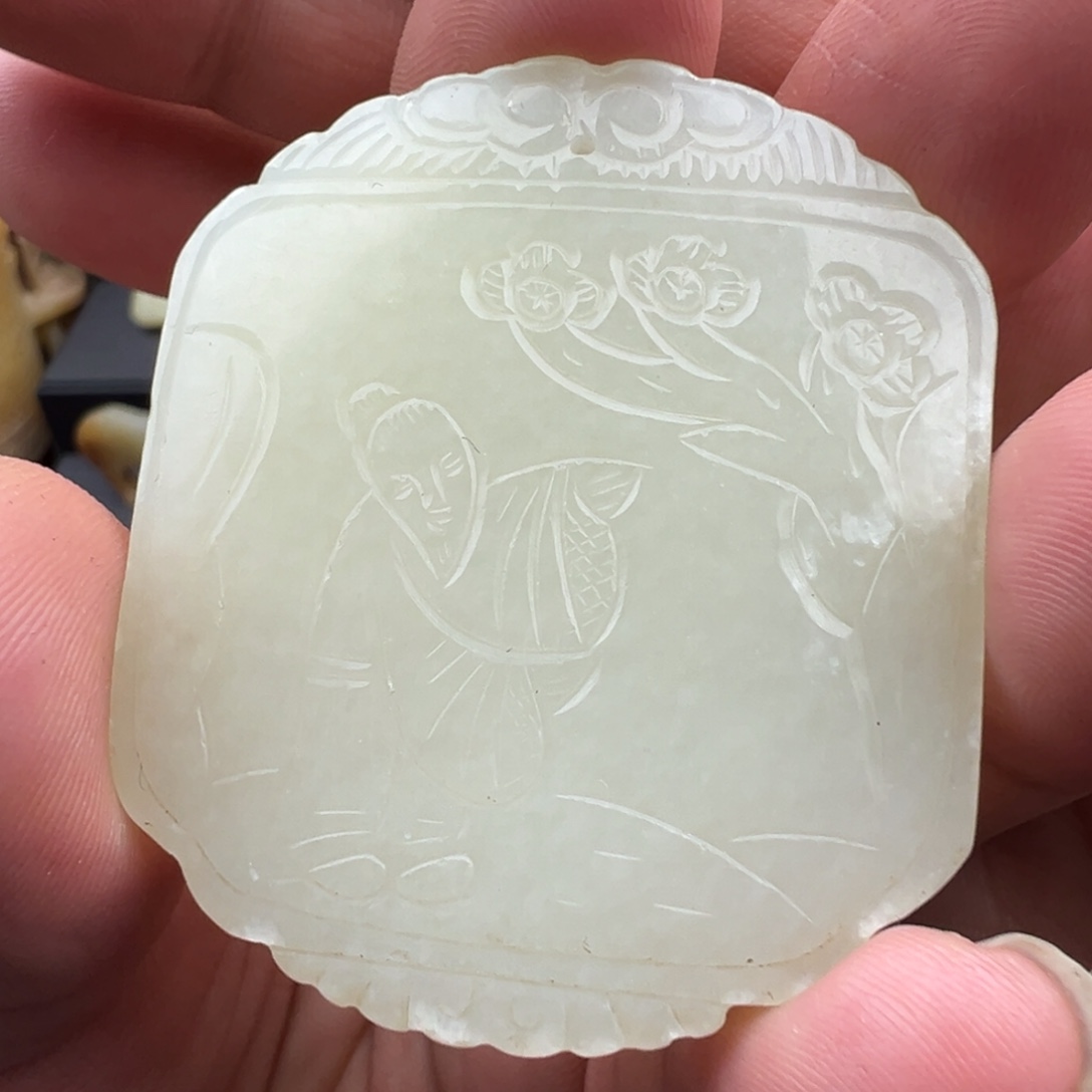 和田玉未镶嵌颈饰