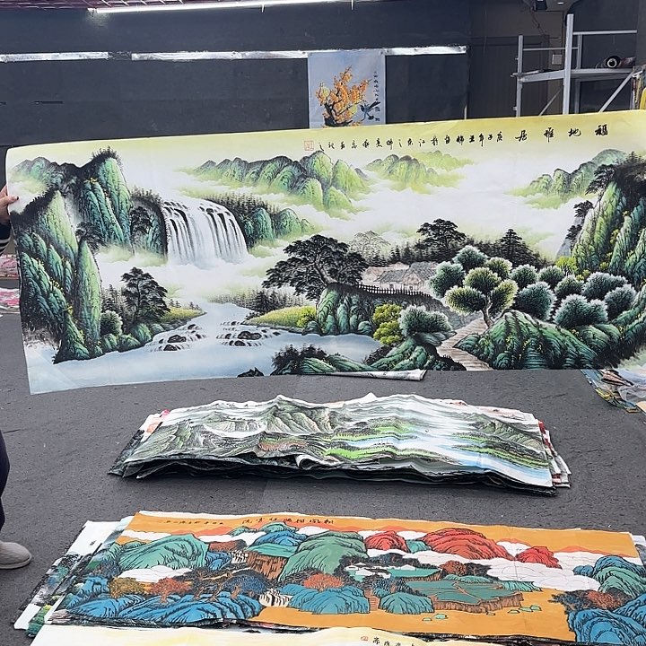 国画无毛或被短柔毛或