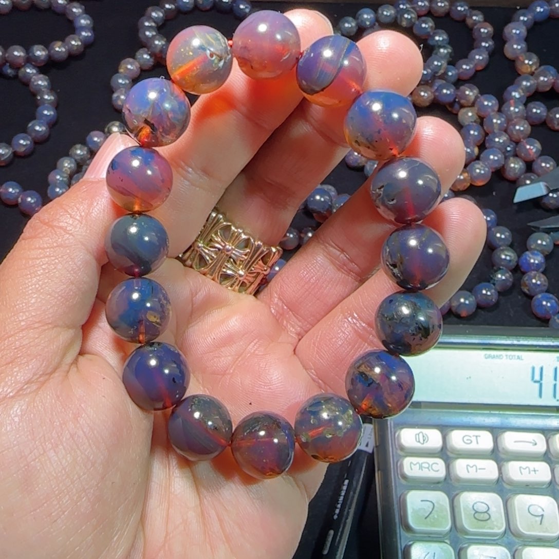 琥珀未镶嵌裸石琥珀