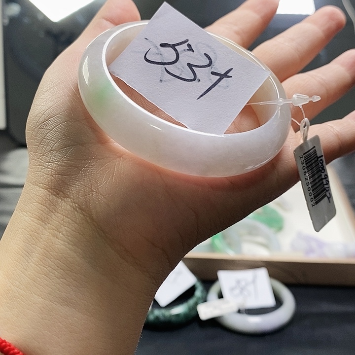 【闪购商品】未镶嵌手镯翡翠