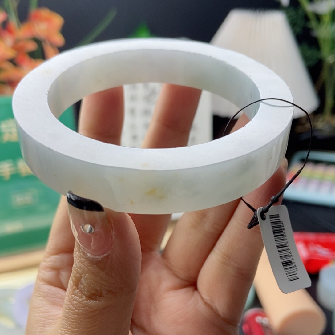 定制翡翠56-60未镶嵌细腻