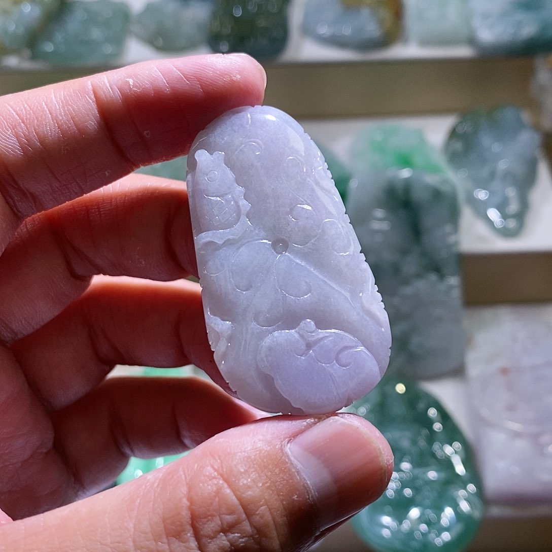 【闪购商品】翡翠颈饰未镶嵌荷叶鱼