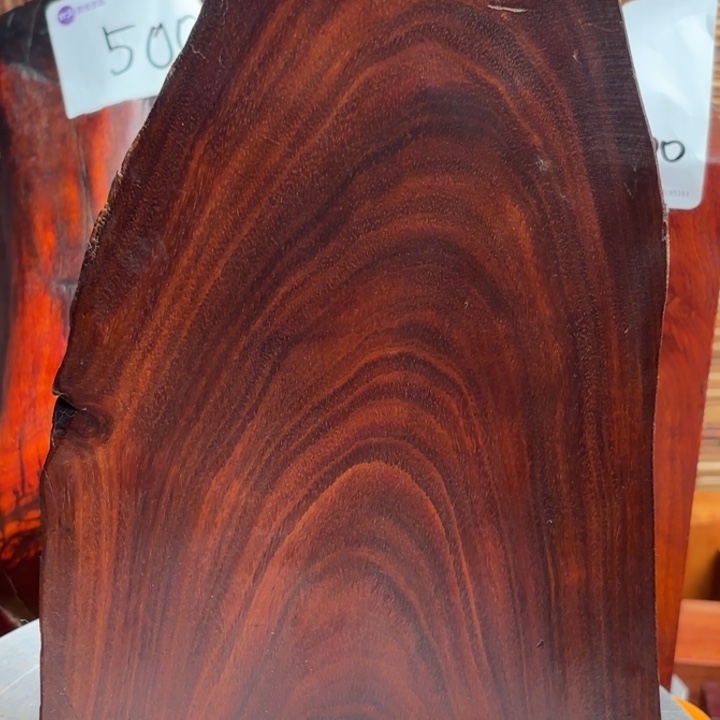宁***远大叶紫檀（黑酸枝木类）