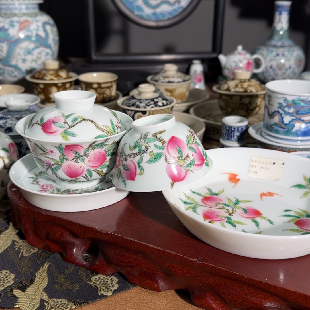 橙***⁰三才盖碗7桃，五桃杯，一笔在五桃壶承