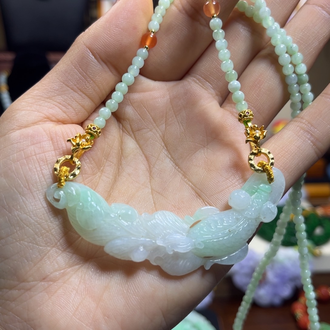 翡翠未镶嵌颈饰天然翡翠