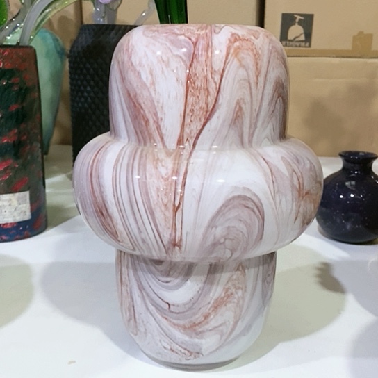 琉璃花瓶高29厘米口径8厘米