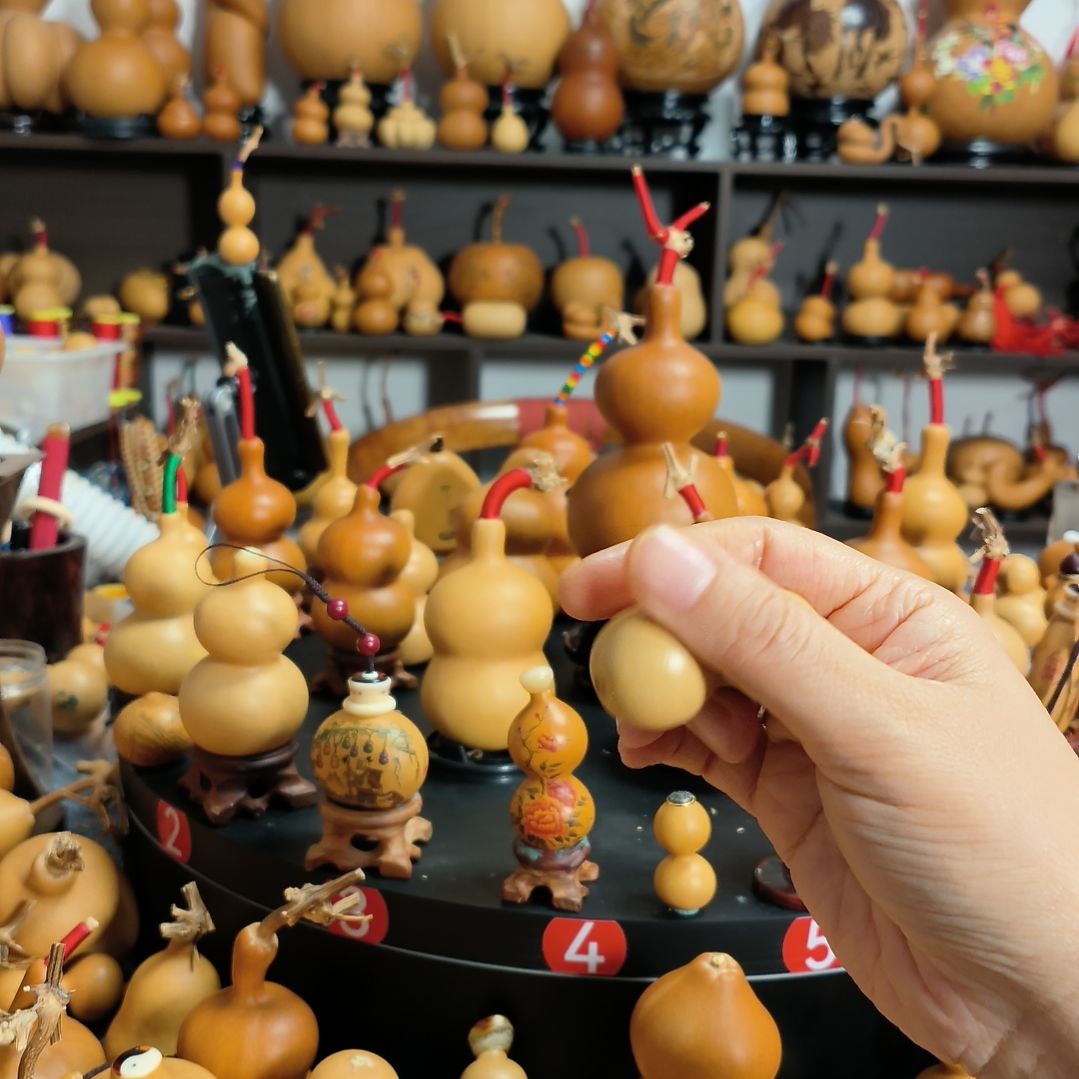 粉***肉葫芦福禄双全手把件