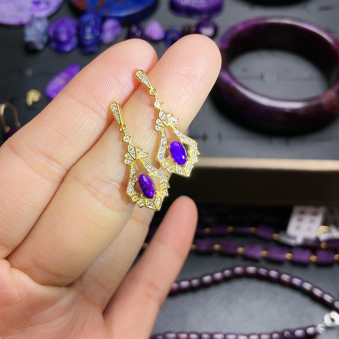 苏纪石（舒俱来）耳钉银S925镶嵌