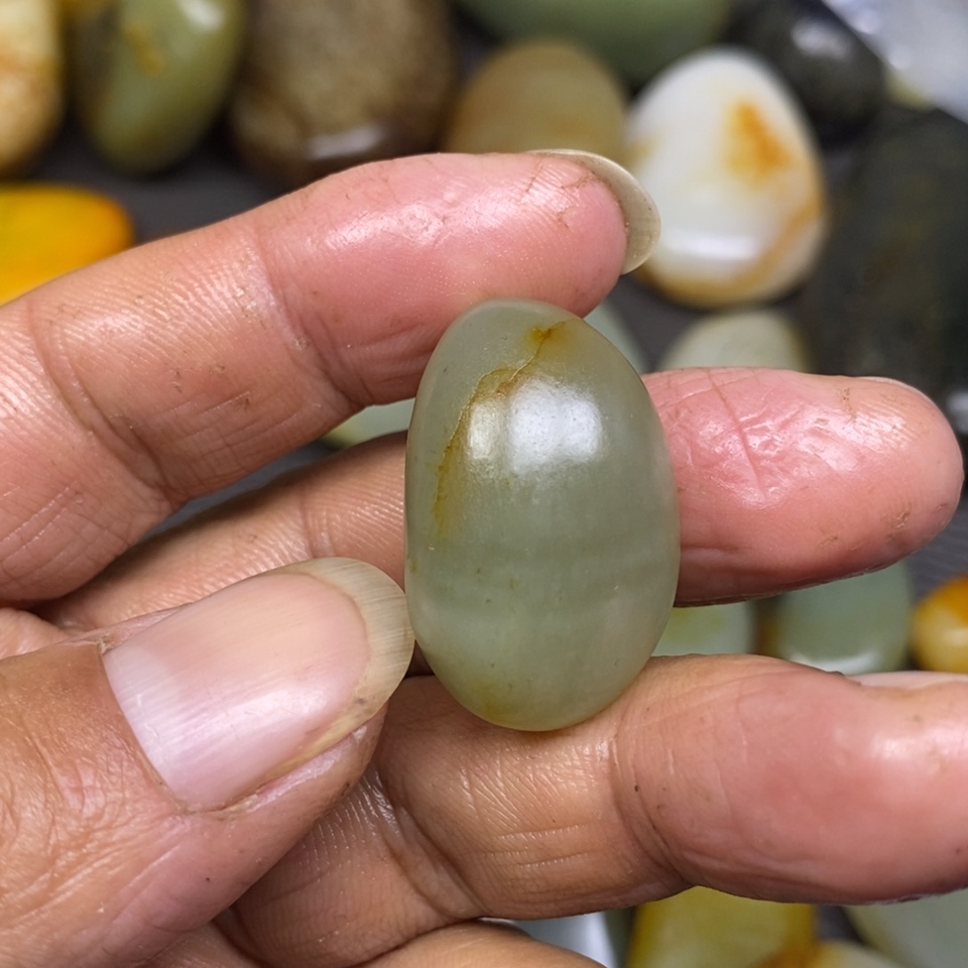 和田玉（糖玉）挂件未镶嵌