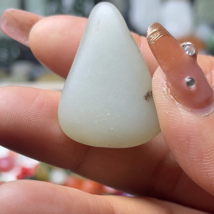 和田玉未镶嵌珠宝半成品