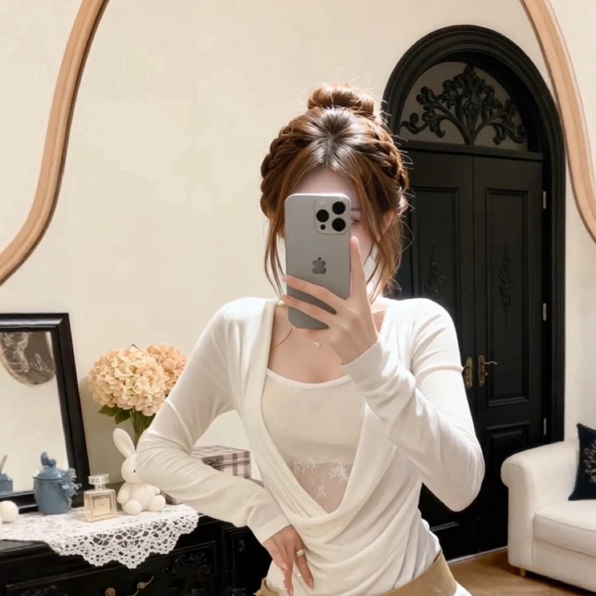 大美丽·「纯欲上衣」大码蕾丝拼接堆堆领修身打底衫