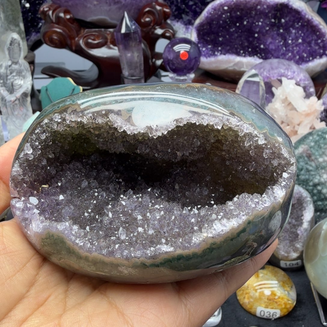 紫晶摆件未镶嵌全抛