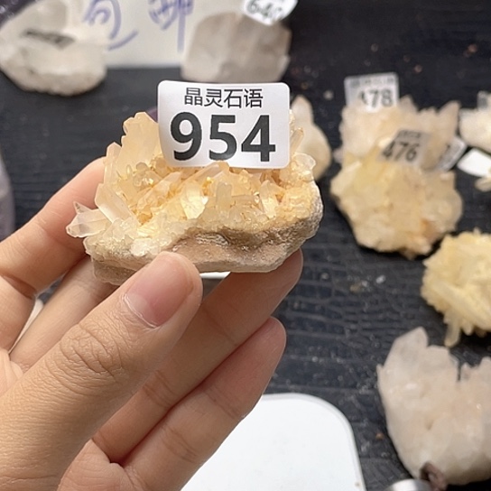水晶大型摆件（非配饰）未镶嵌
