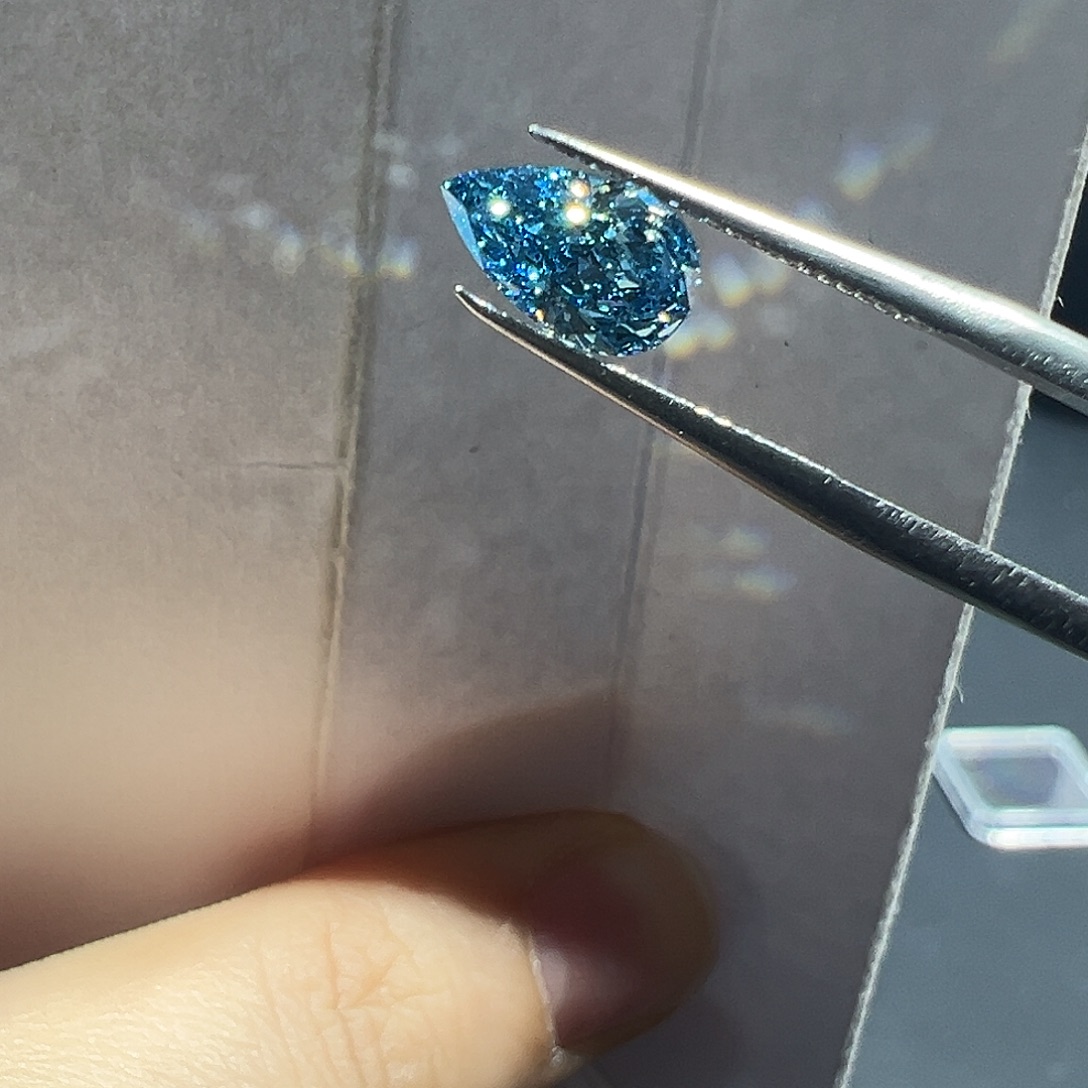 合成钻石裸石1.11ct培育蓝钻水滴形状