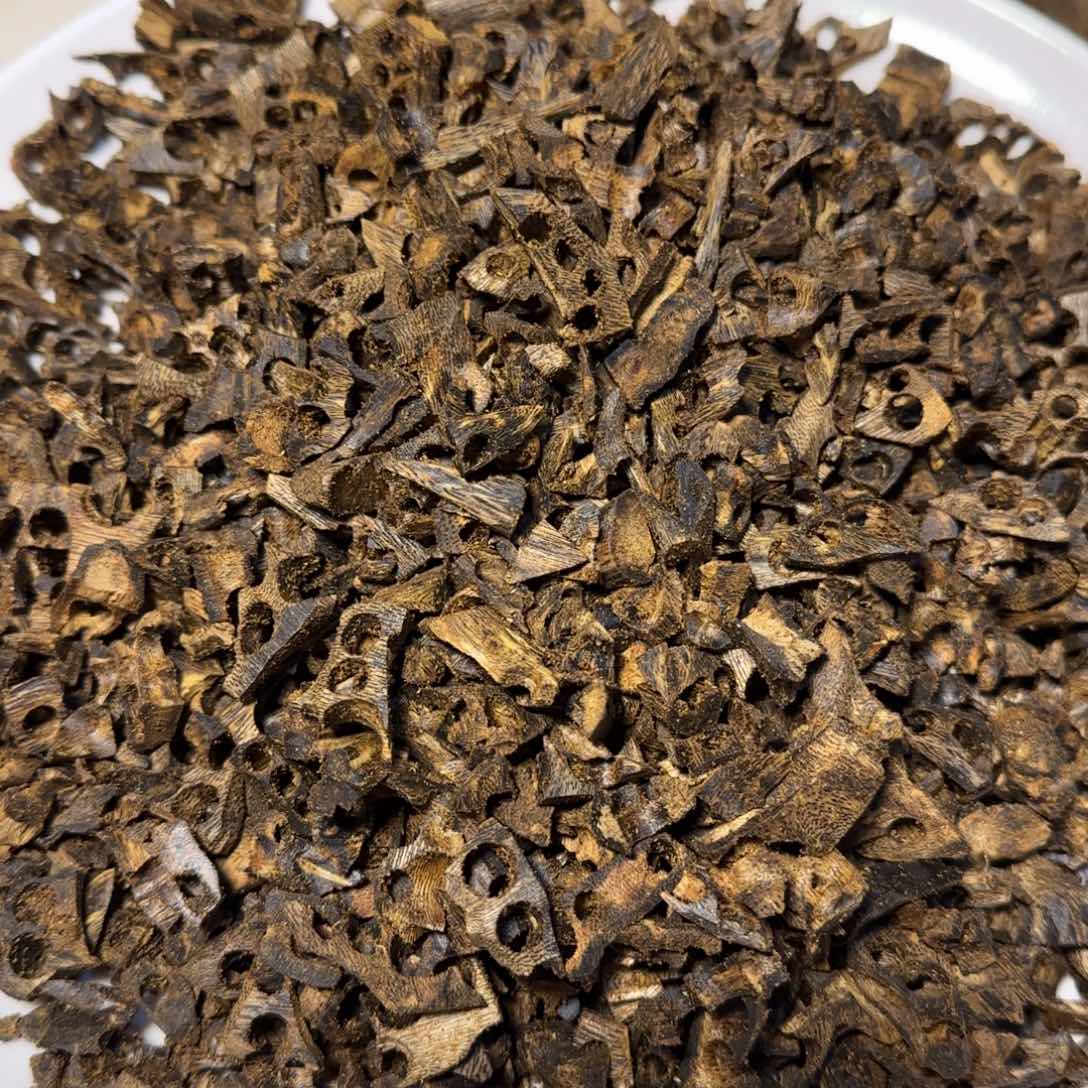 木奇楠高油车珠料子50克。