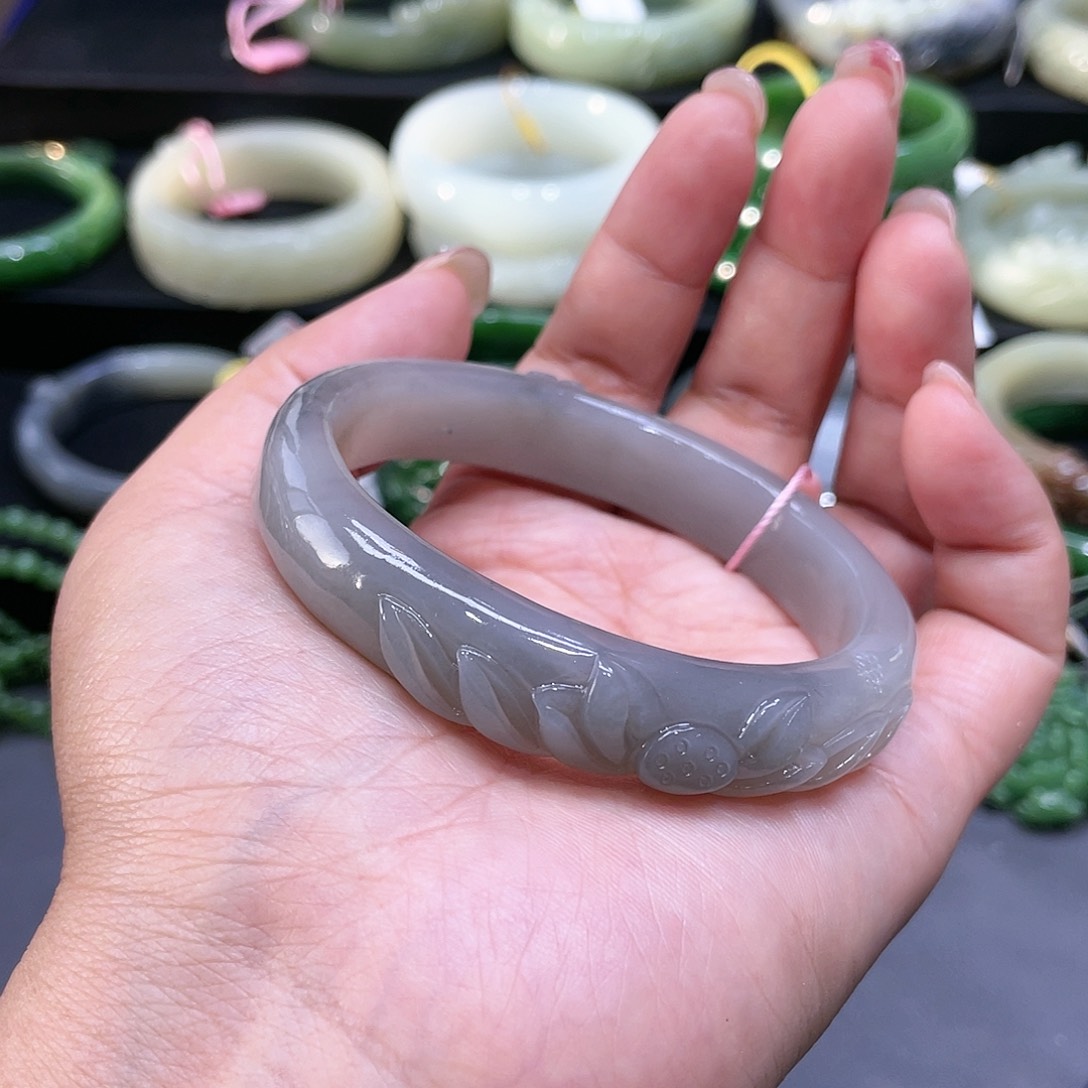 【闪购商品】和田玉手镯60圈口56未镶嵌