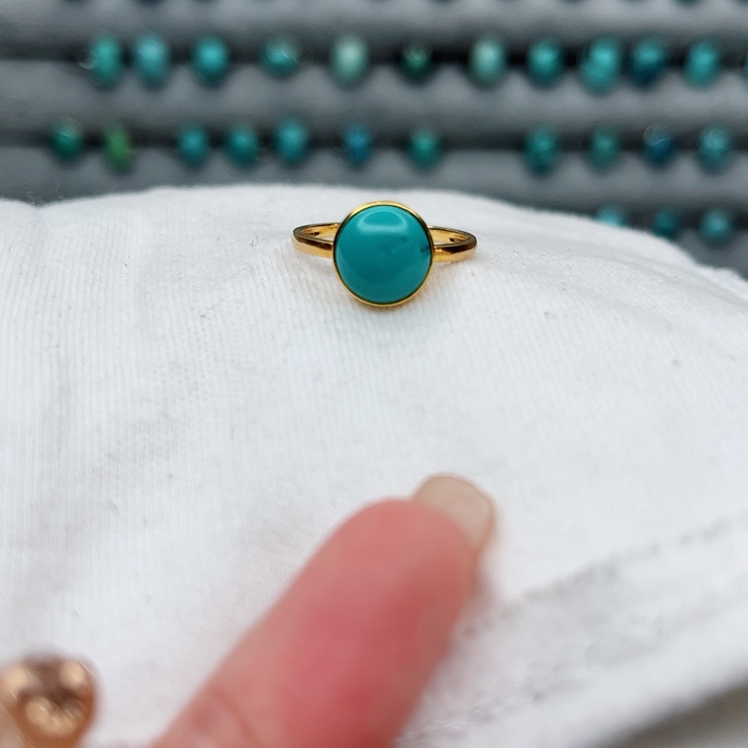 绿松石绿松石未镶嵌