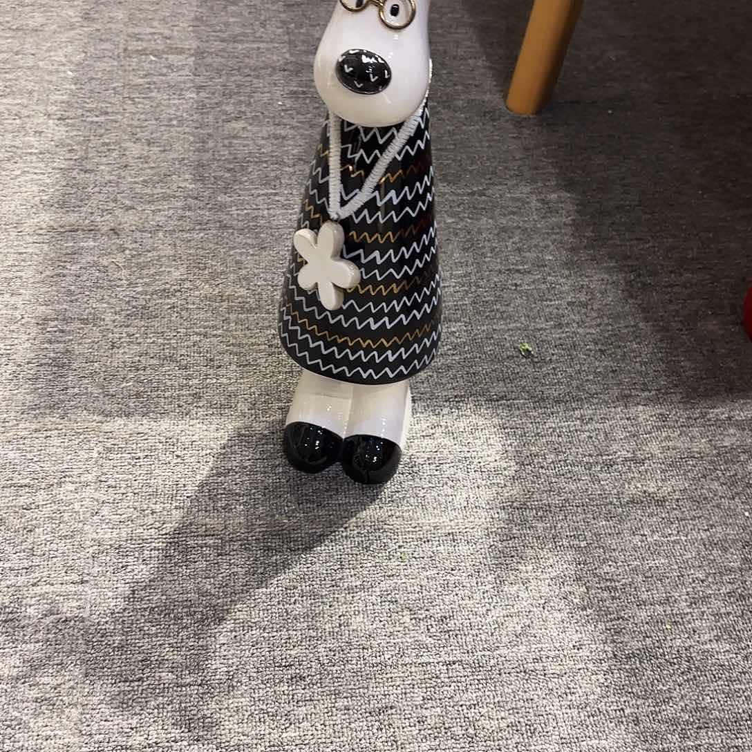 钱****?陶瓷艺术作品欣赏