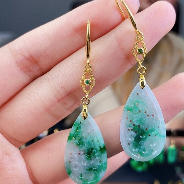 翡翠耳饰未镶嵌饰品