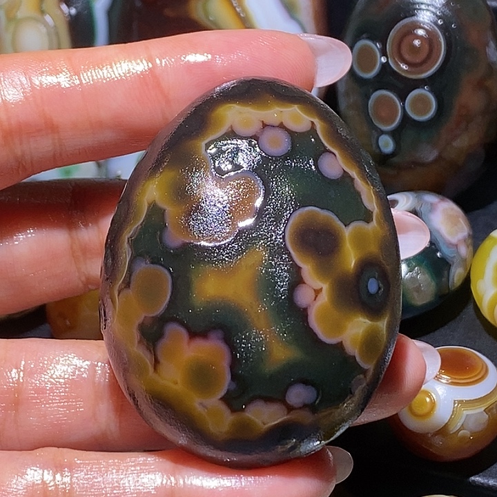 玛瑙/玉髓未镶嵌珠宝奇石11