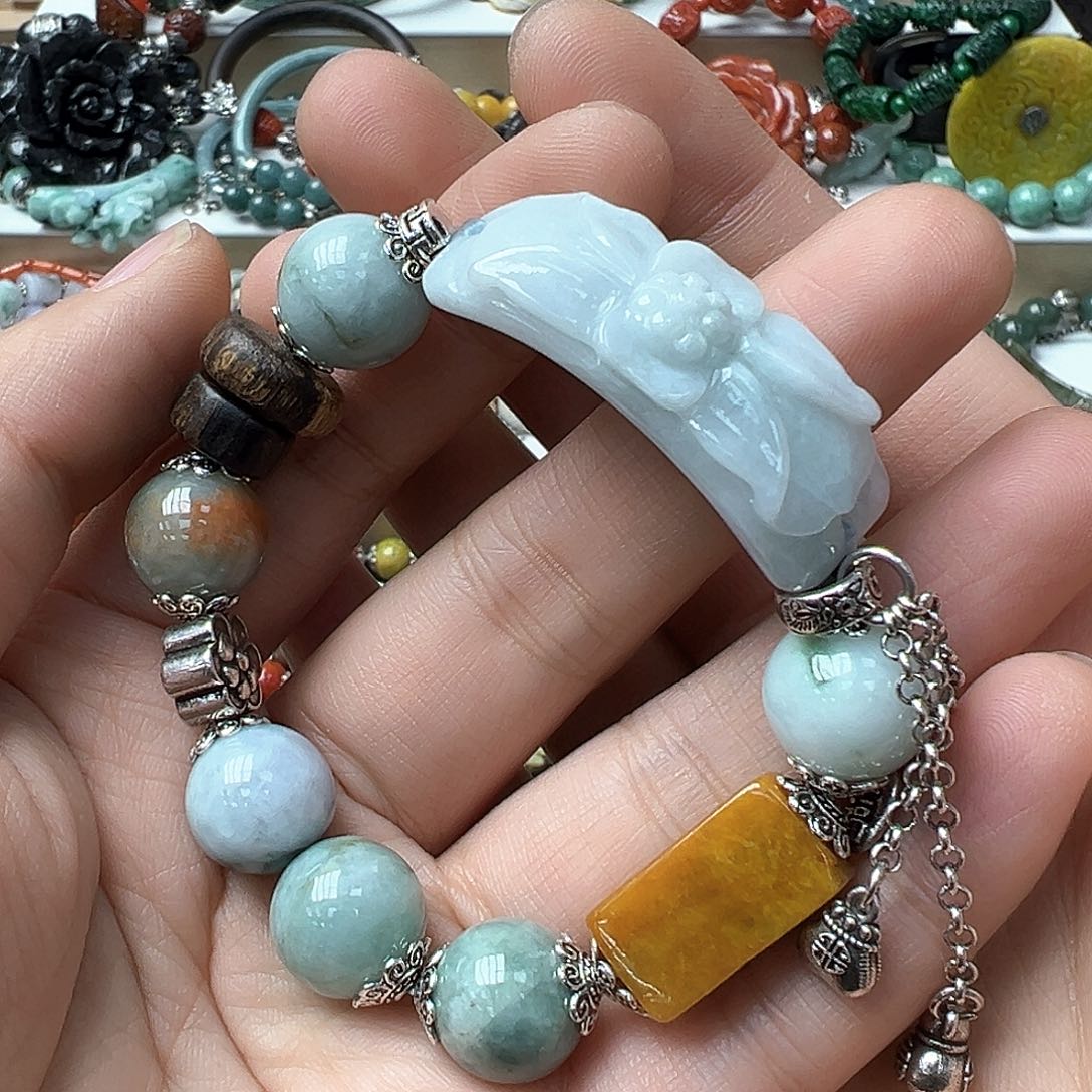 翡翠戒指未镶嵌炸