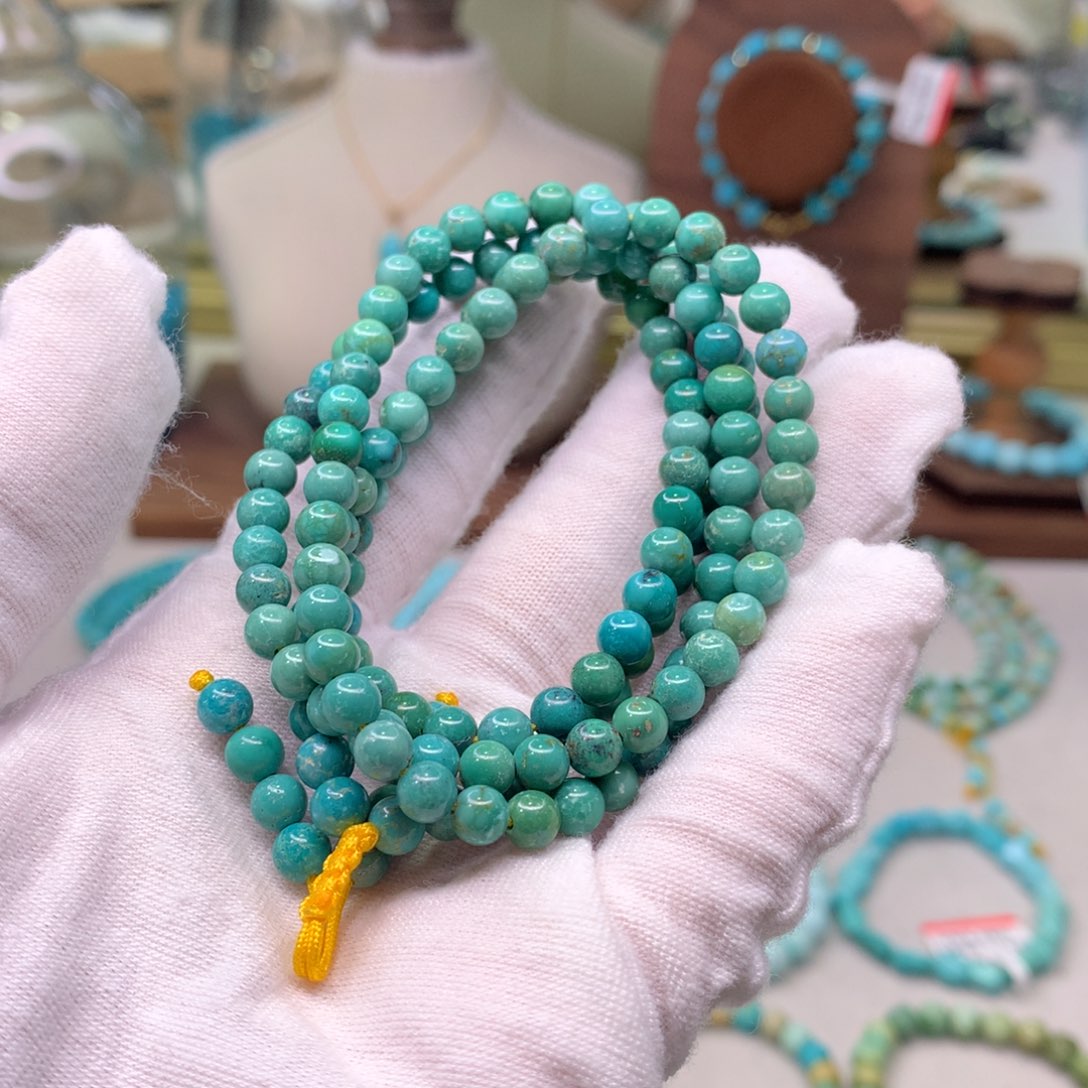 绿松石配饰未镶嵌我****士