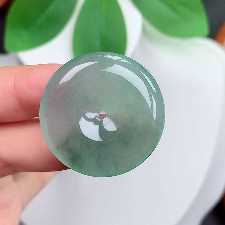 颈饰未镶嵌翡翠平安扣 29.4x5.7mm