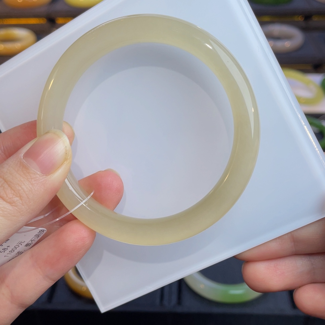 和田玉 手镯未镶嵌高冰藕粉手镯5758