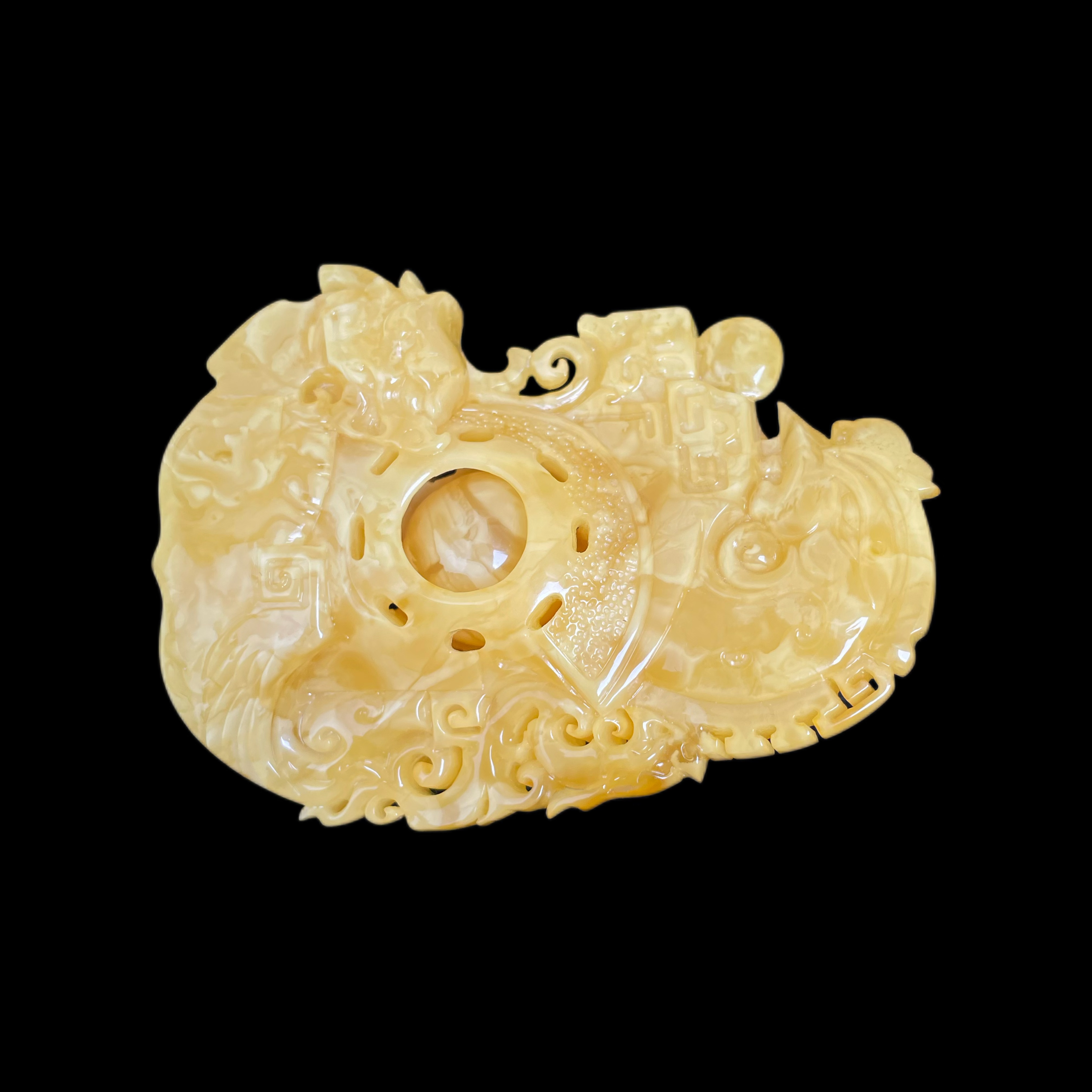 琥珀蜜蜡吊坠鬼工球仿古雕刻