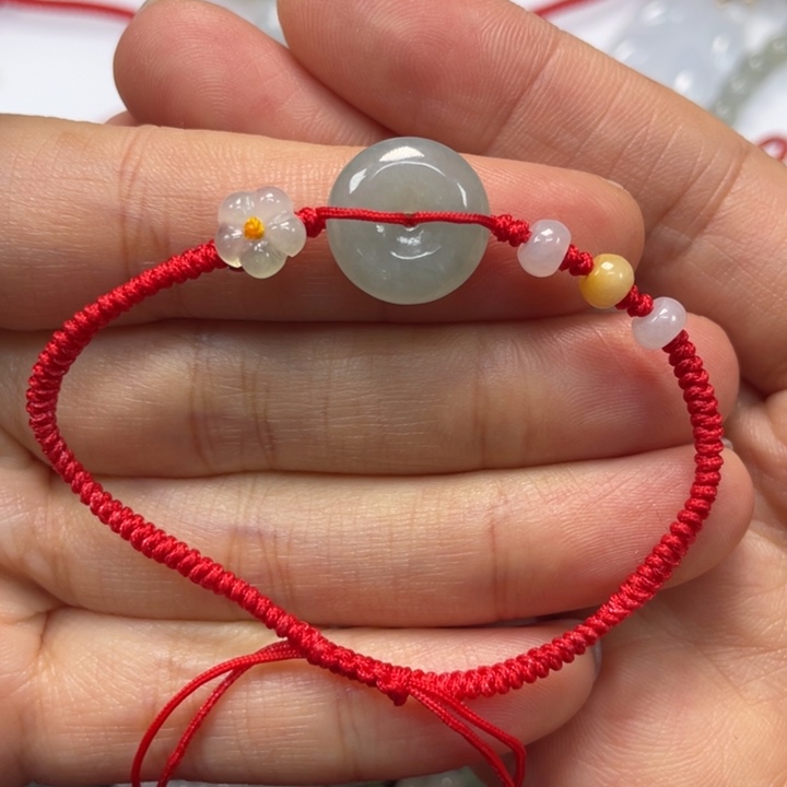 蝶***舞翡翠未镶嵌手绳7899999999