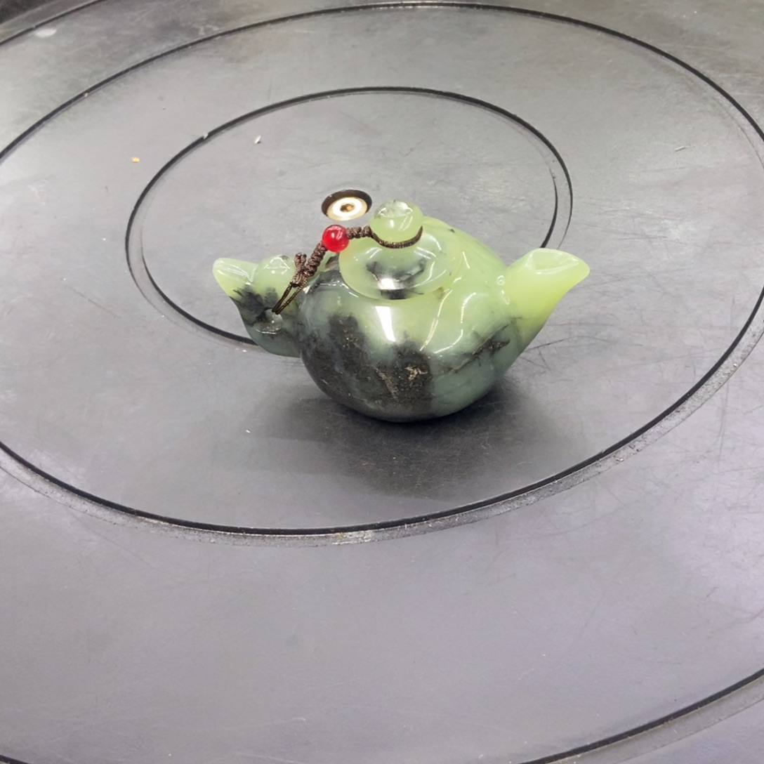 石材天然岫岩玉摆件