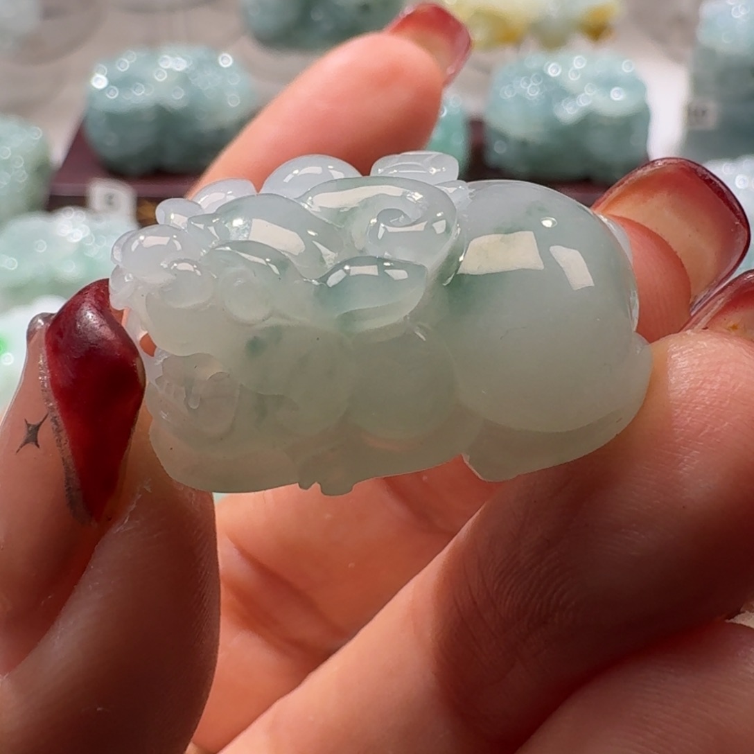 定制翡翠未镶嵌貔貅