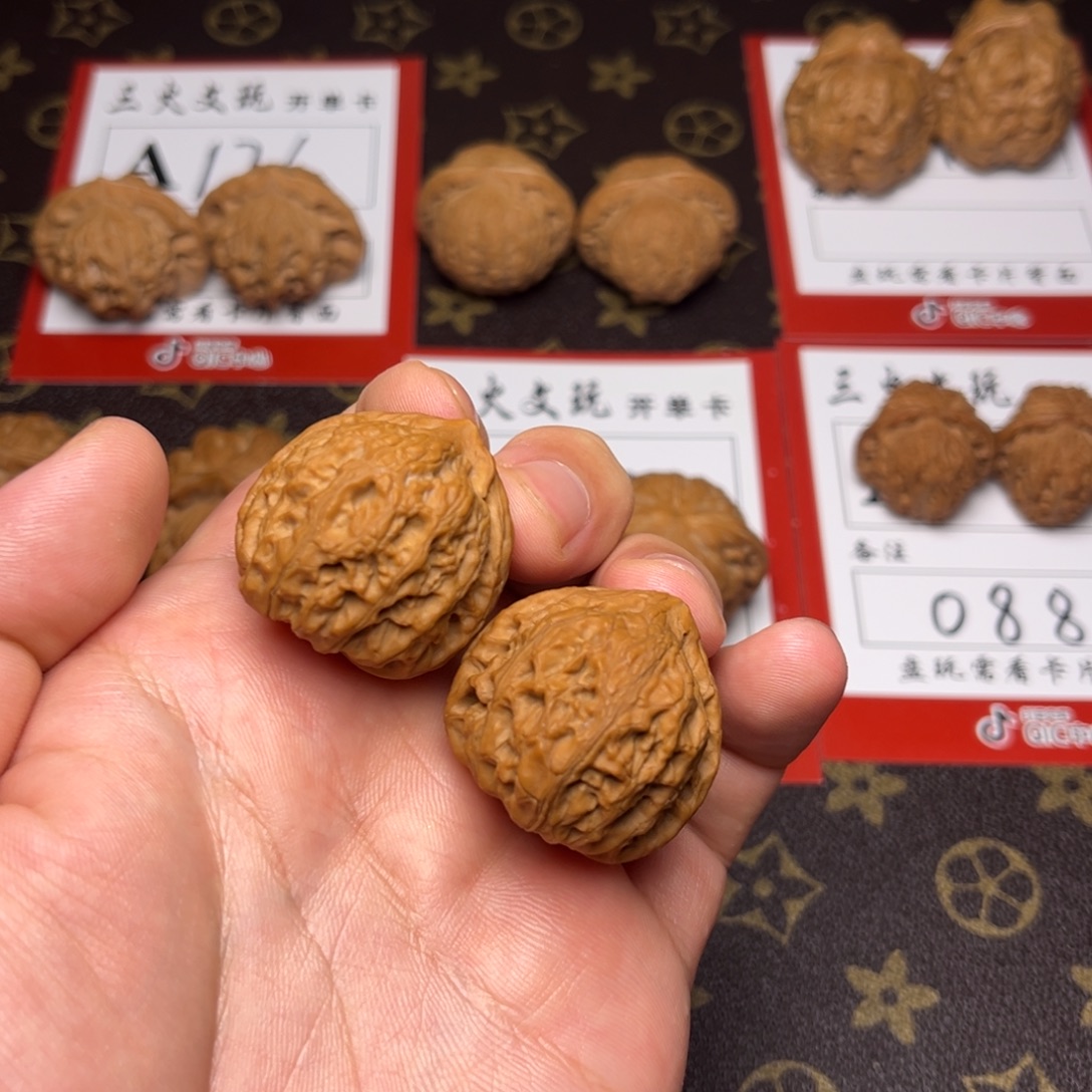 平***，把件文玩核桃野生小众32