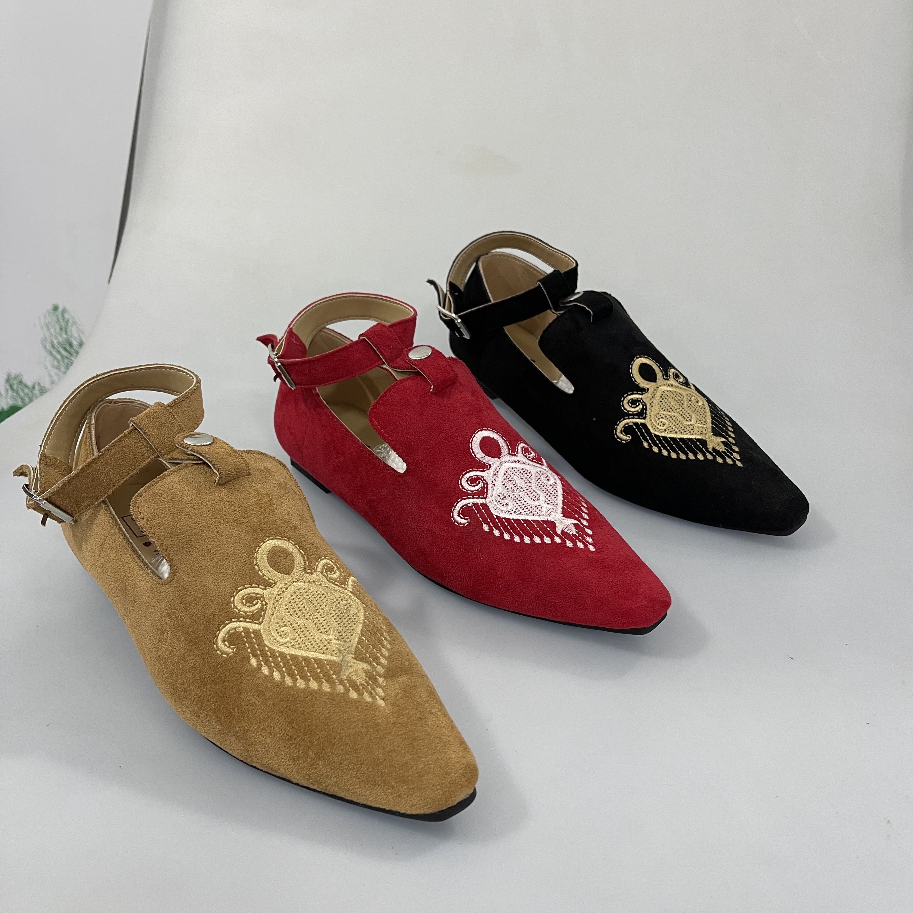 6802新款时尚网红鞋