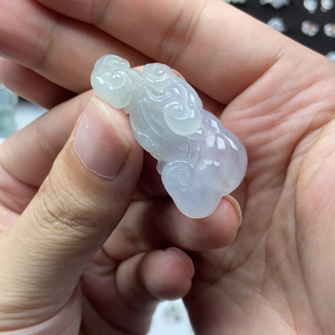 翡翠未镶嵌颈饰000000004