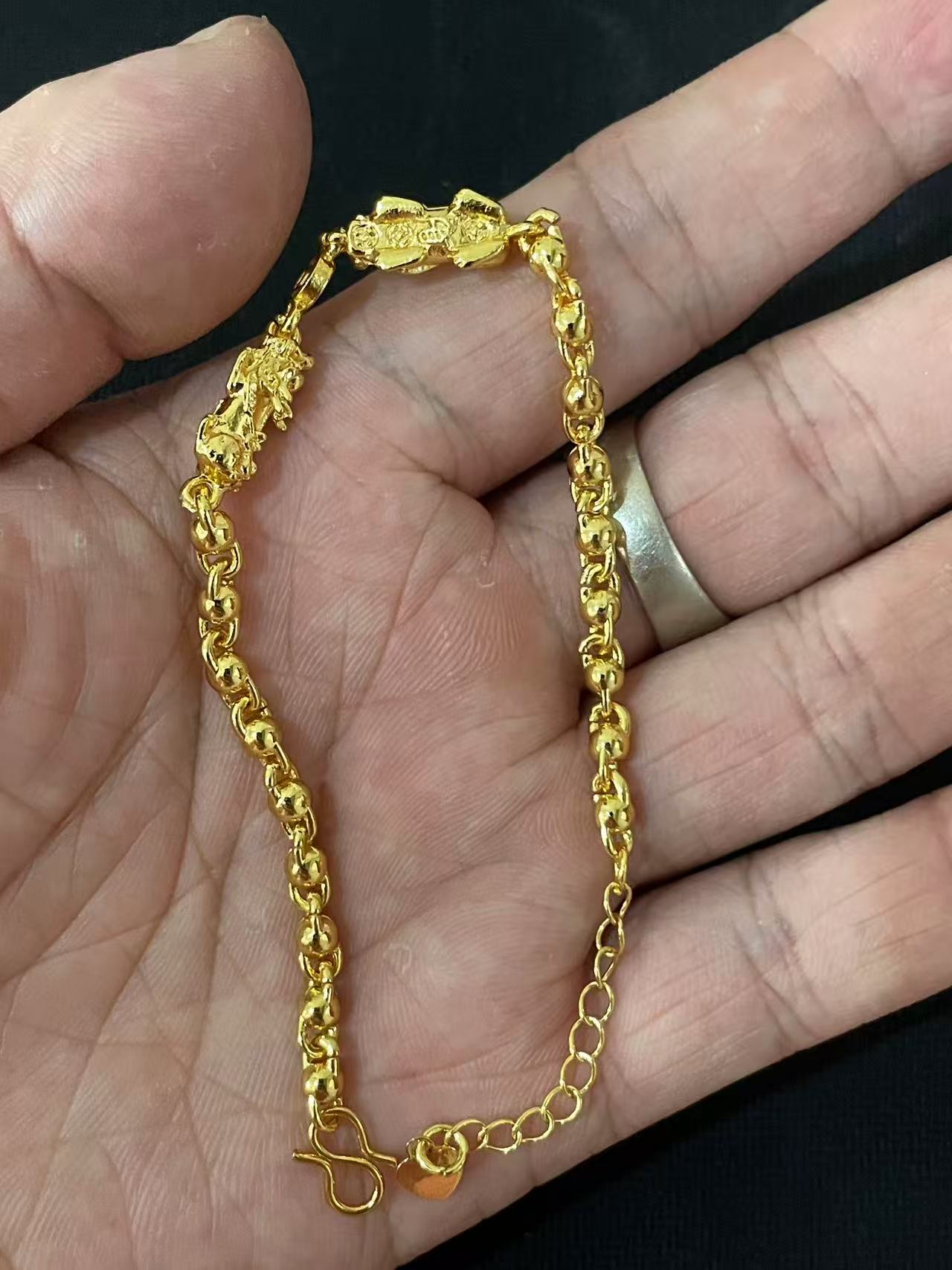 GY53精工双貔貅手链