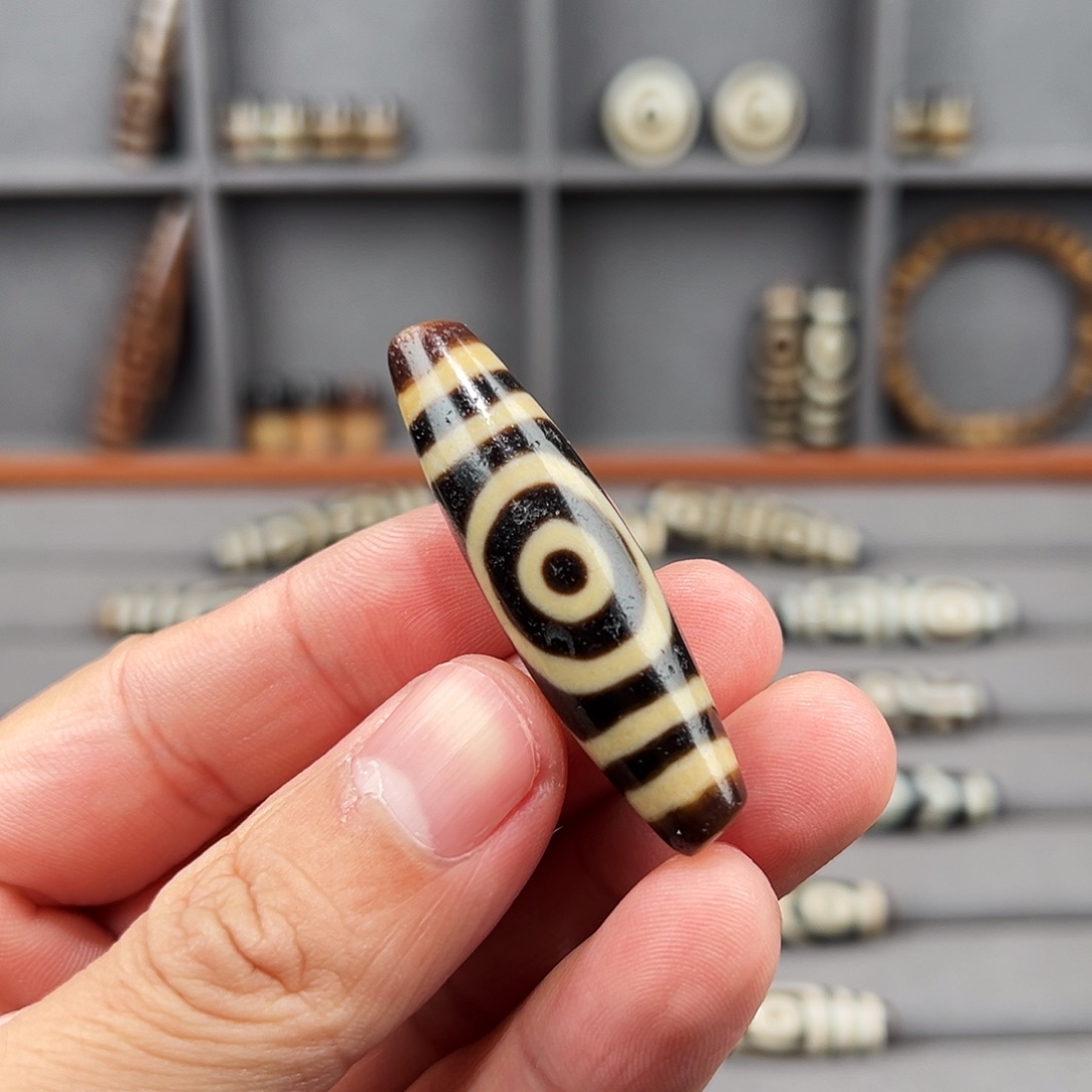 玛瑙未镶嵌颈饰上肯现代工艺品珠子