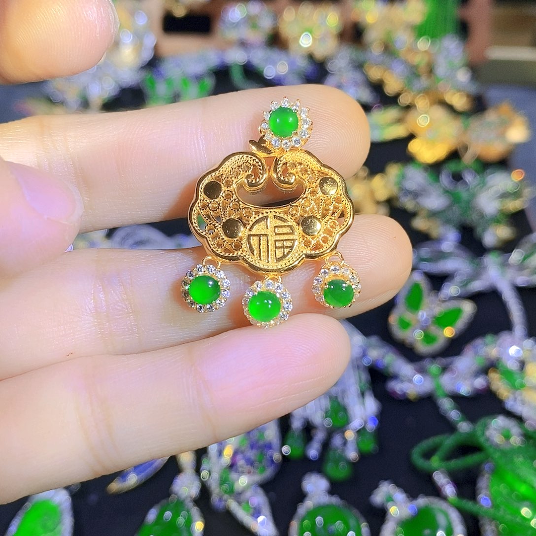 吊坠(不含链)银S925镶嵌翡翠