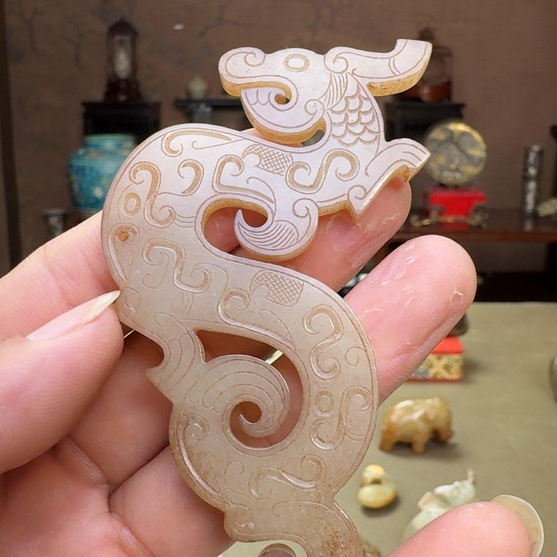 和田玉颈饰未镶嵌一**伴