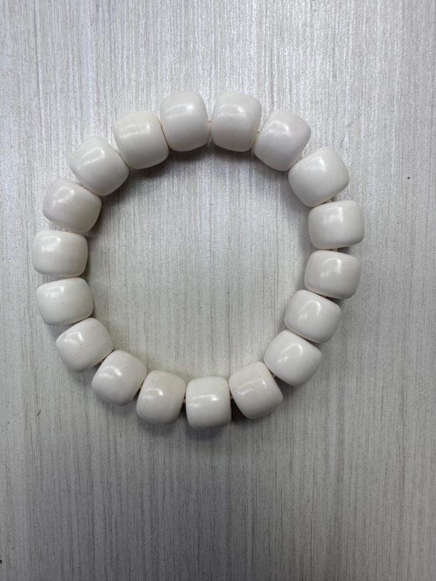 176号骆驼牙1.4桶珠手串