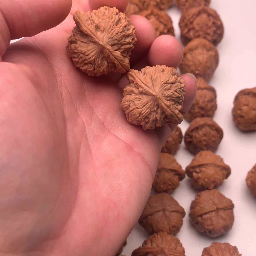 文玩核桃把件黄杆