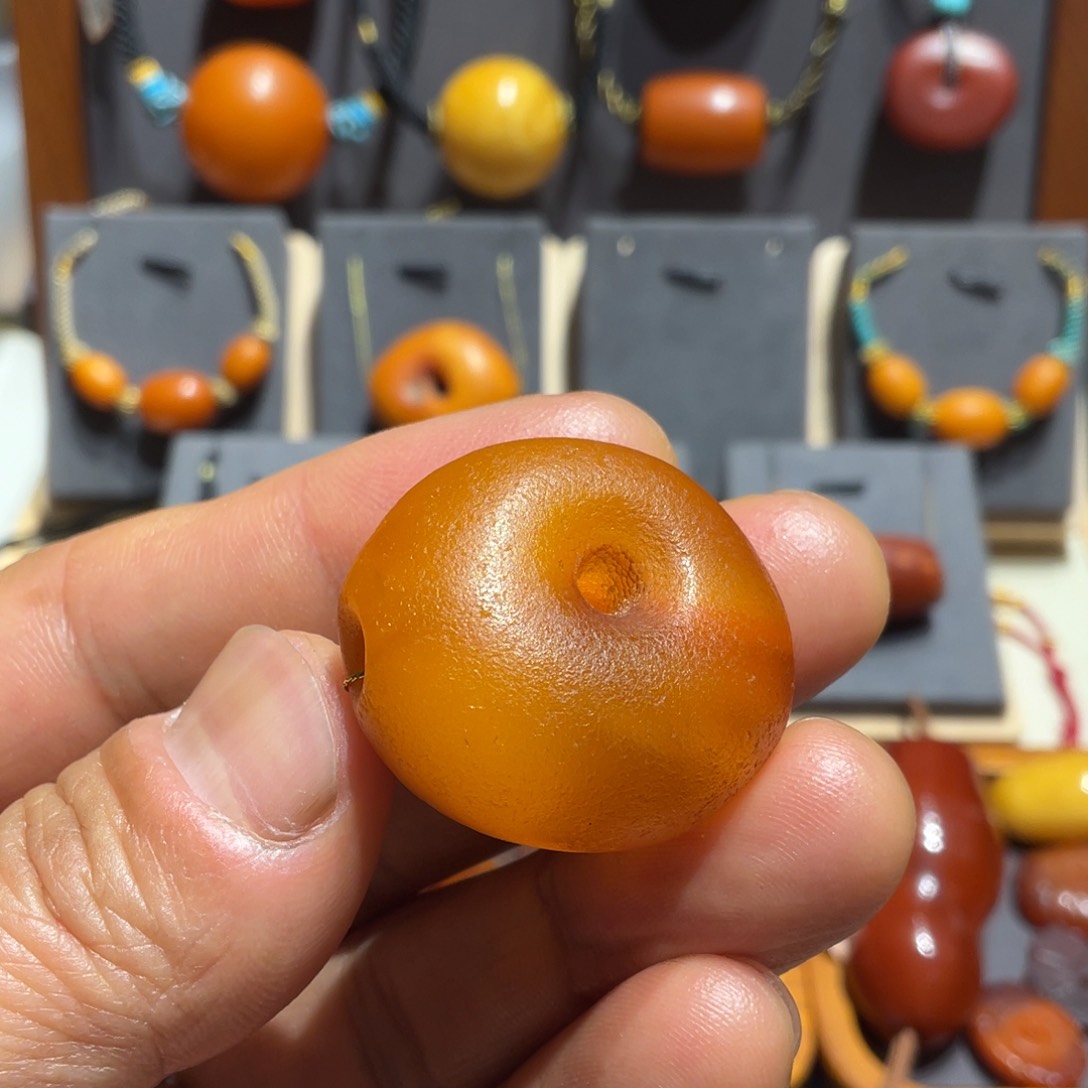 琥珀颈饰未镶嵌天然老蜜蜡四通