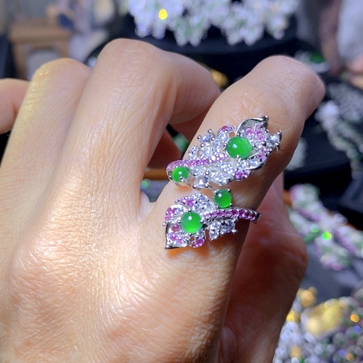 翡翠戒指银S925镶嵌天然翡翠