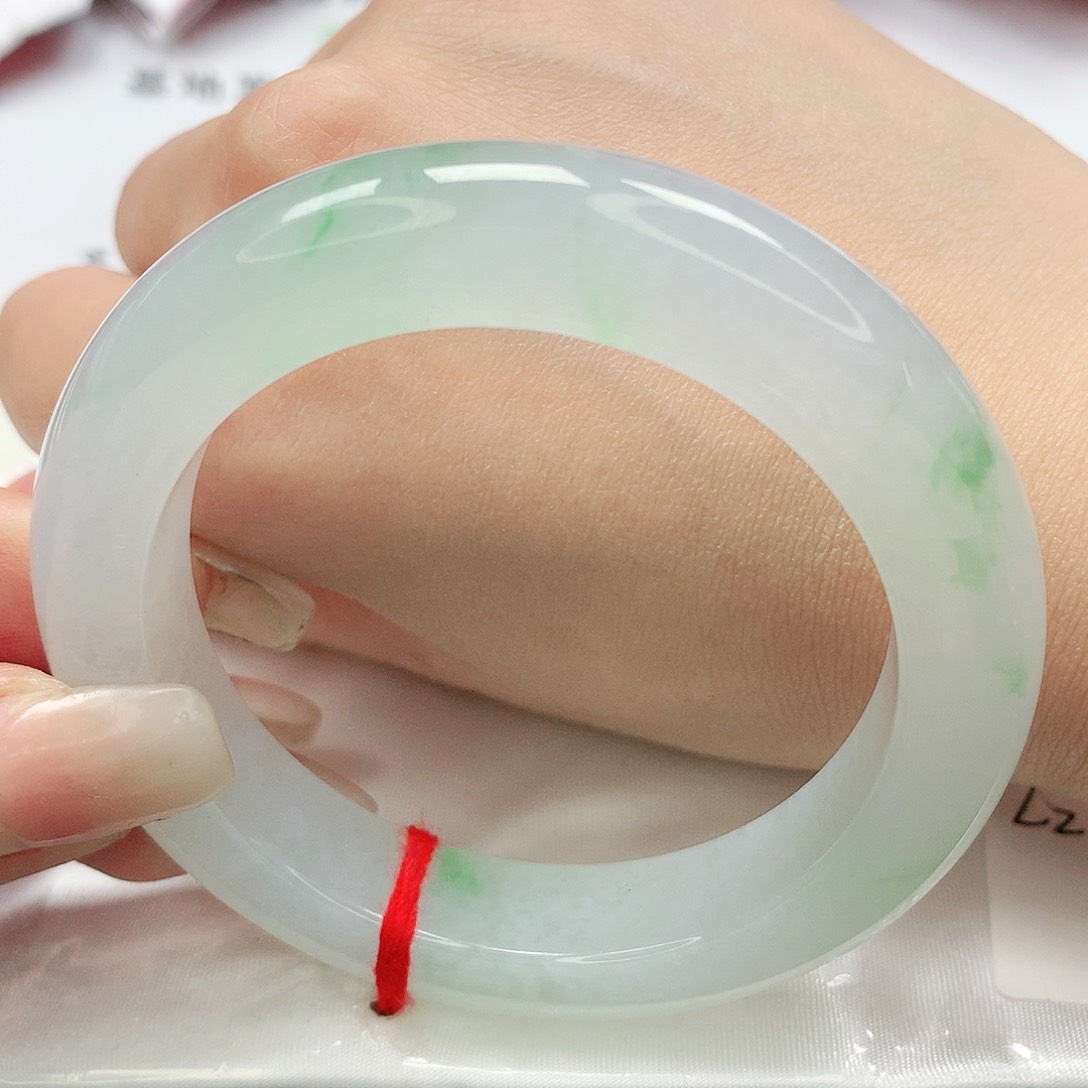 【闪购商品】翡翠手镯未镶嵌缅甸天然A货翡翠