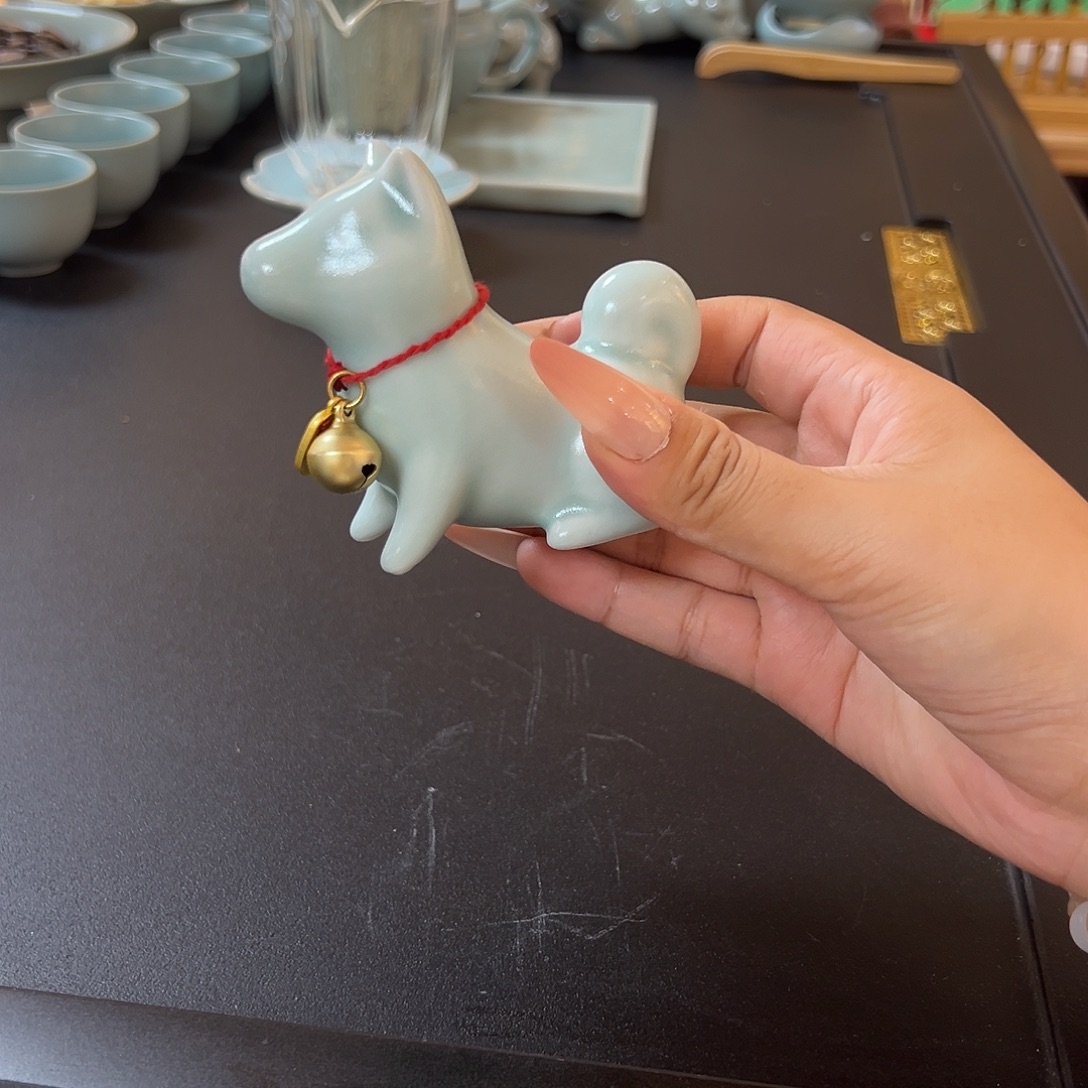 精品卵青大黄。         