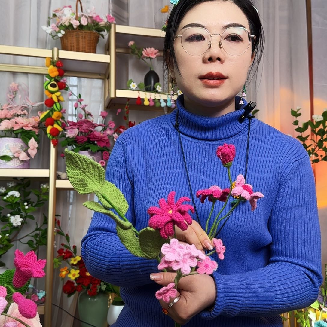 手工钩织设计花束